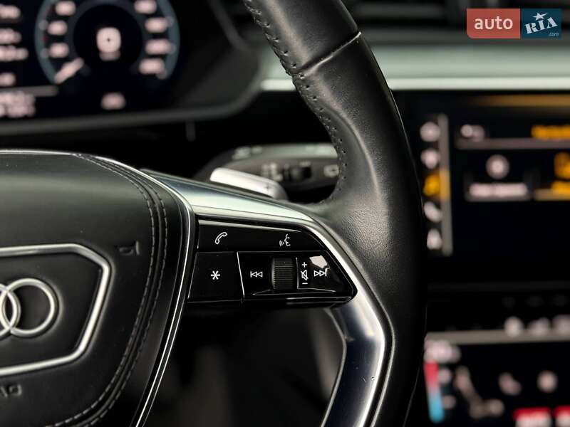 Позашляховик / Кросовер Audi e-tron 2020 в Рівному