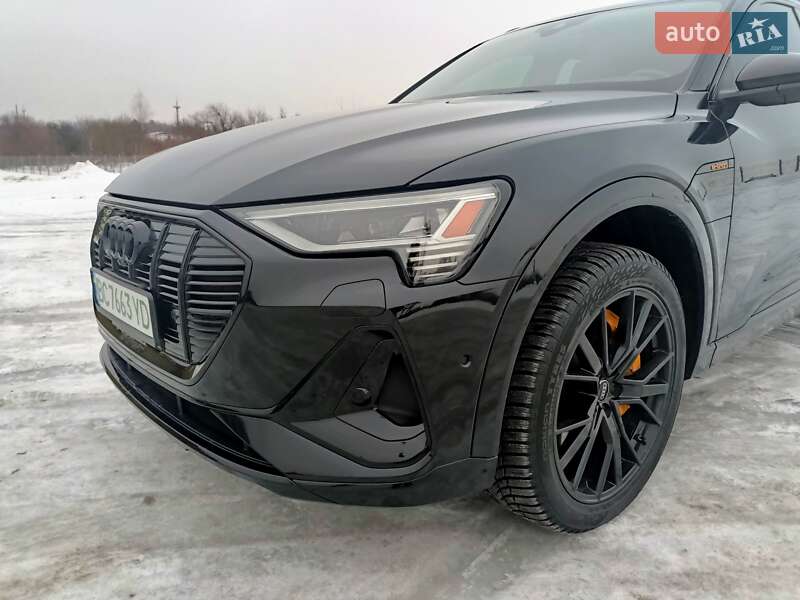 Позашляховик / Кросовер Audi e-tron 2022 в Львові