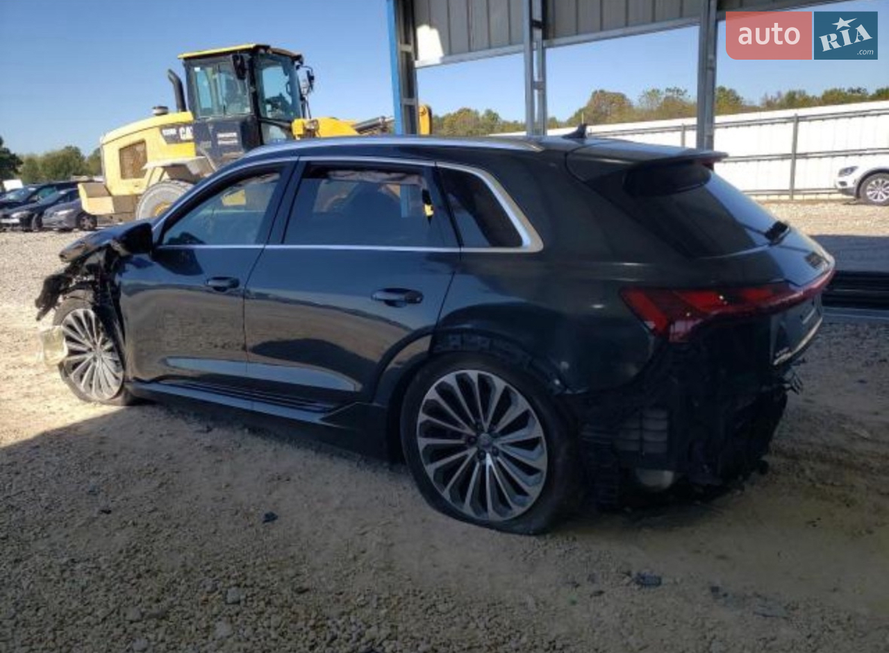 2014 Tesla Model S - мініатюра 3