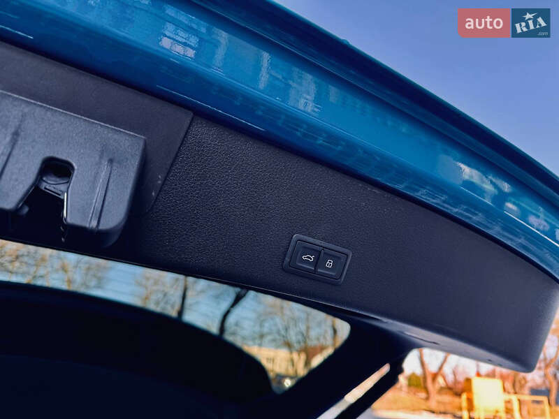 Внедорожник / Кроссовер Audi e-tron 2019 в Одессе