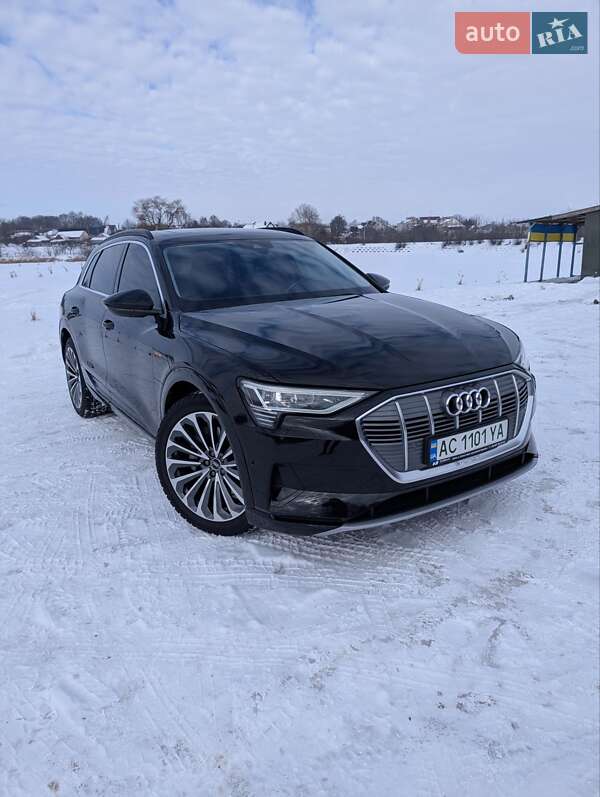 Внедорожник / Кроссовер Audi e-tron 2020 в Нововолынске