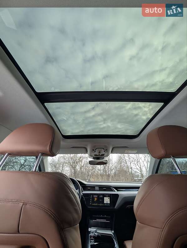 Внедорожник / Кроссовер Audi e-tron 2020 в Нововолынске