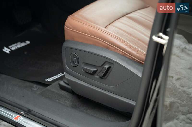 Позашляховик / Кросовер Audi e-tron 2022 в Чернівцях фото 20 Позашляховик / Кросовер Audi e-tron 2022 в Чернівцях