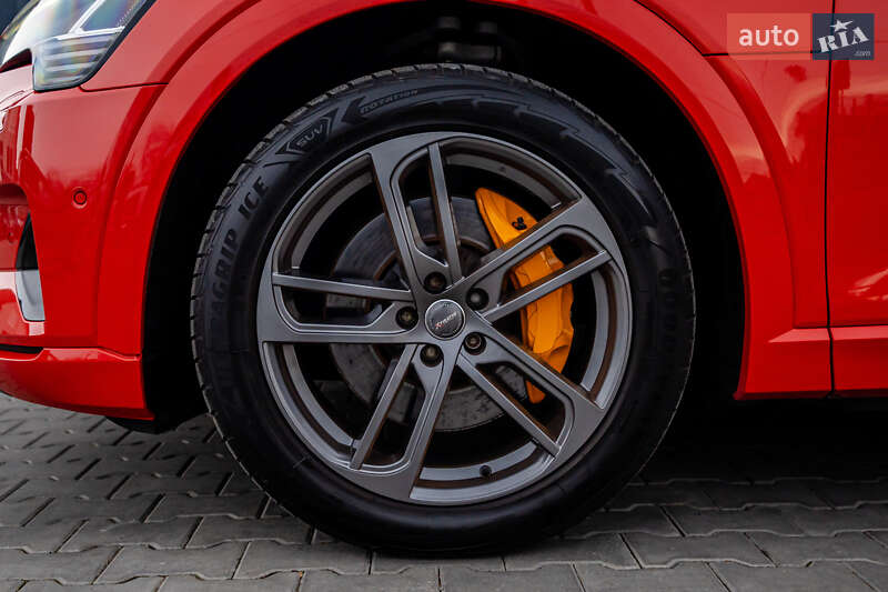 Внедорожник / Кроссовер Audi e-tron 2021 в Луцке