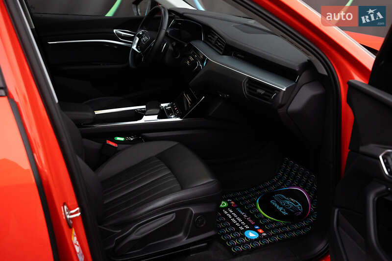 Внедорожник / Кроссовер Audi e-tron 2021 в Луцке