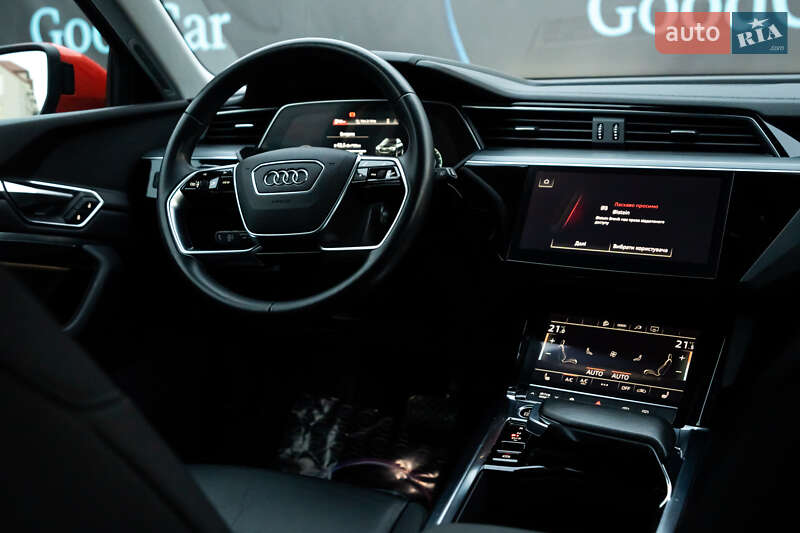 Внедорожник / Кроссовер Audi e-tron 2021 в Луцке
