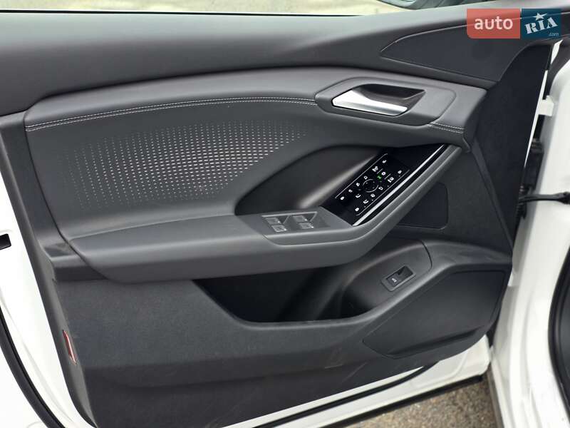 Внедорожник / Кроссовер Audi e-tron 2025 в Киеве фото 27 Внедорожник / Кроссовер Audi e-tron 2025 в Киеве