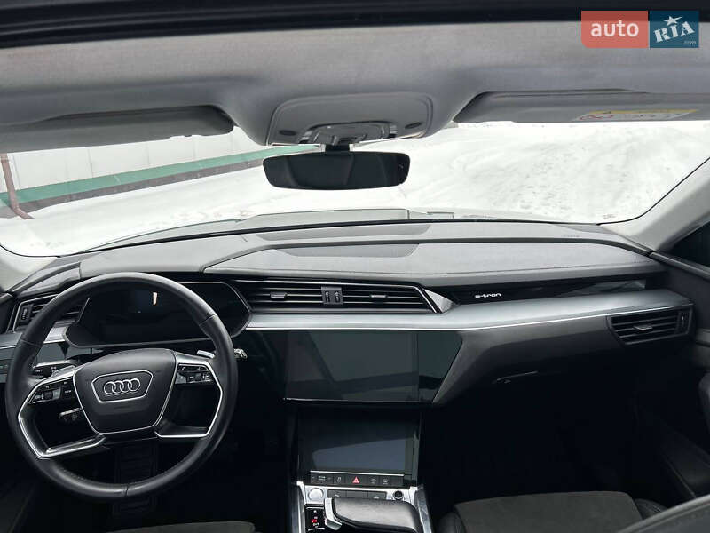 Позашляховик / Кросовер Audi e-tron 2020 в Вінниці фото 14 Позашляховик / Кросовер Audi e-tron 2020 в Вінниці