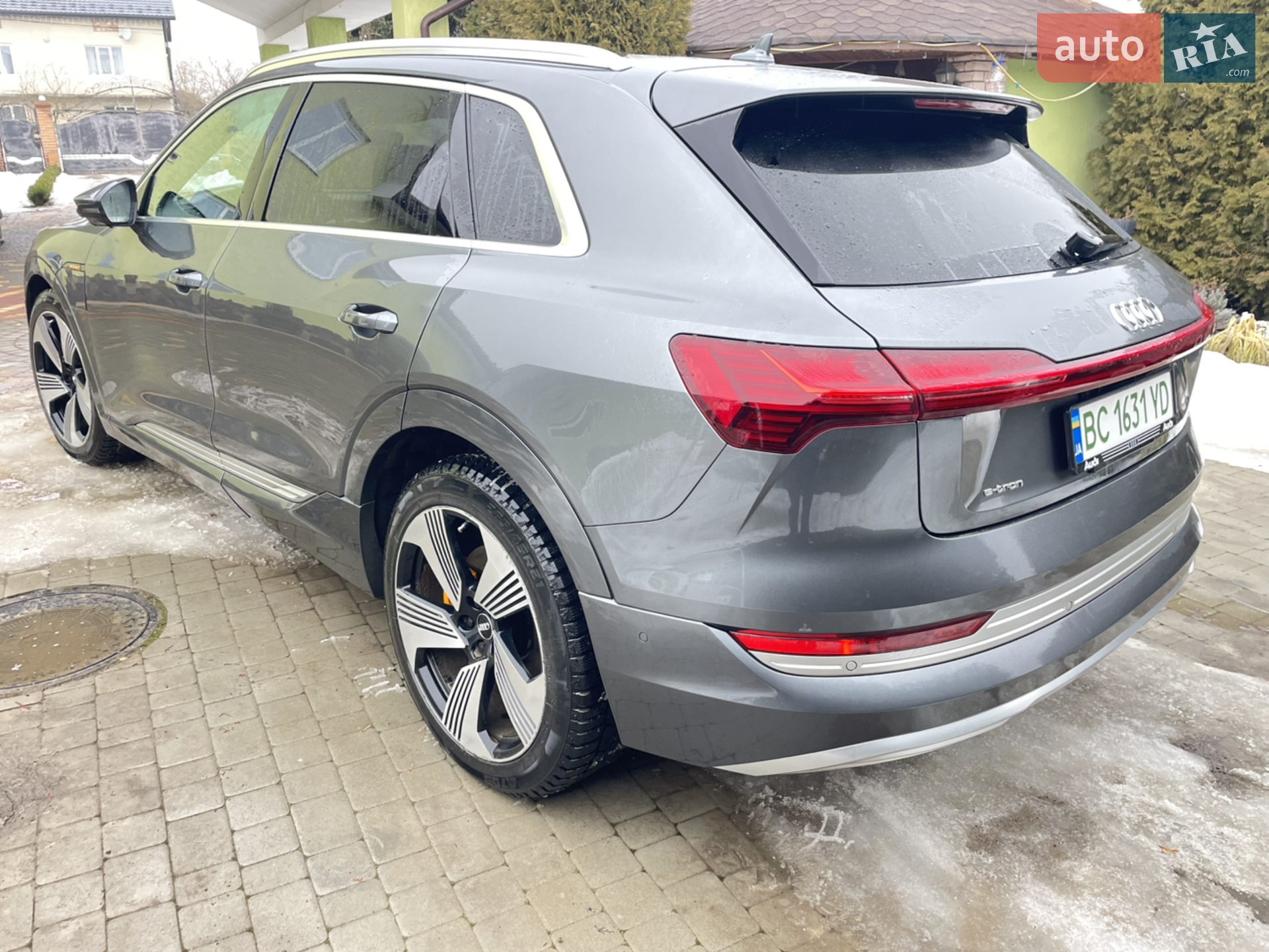 2019 Audi e-tron - мініатюра 8