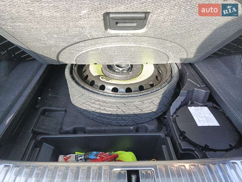 Внедорожник / Кроссовер Audi e-tron 2021 в Яворове