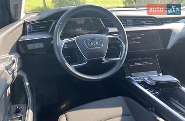 Внедорожник / Кроссовер Audi e-tron 2021 в Ивано-Франковске