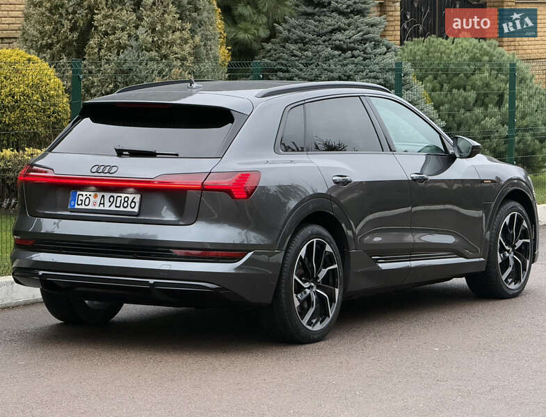 Позашляховик / Кросовер Audi e-tron 2021 в Рівному фото 16 Позашляховик / Кросовер Audi e-tron 2021 в Рівному