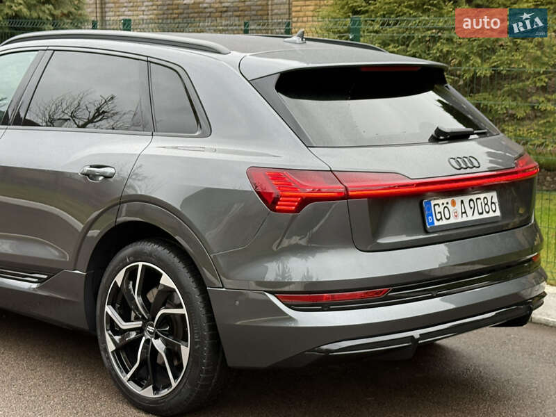 Позашляховик / Кросовер Audi e-tron 2021 в Рівному фото 43 Позашляховик / Кросовер Audi e-tron 2021 в Рівному