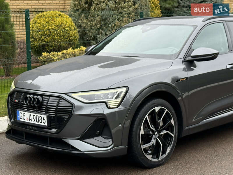 Позашляховик / Кросовер Audi e-tron 2021 в Рівному фото 42 Позашляховик / Кросовер Audi e-tron 2021 в Рівному