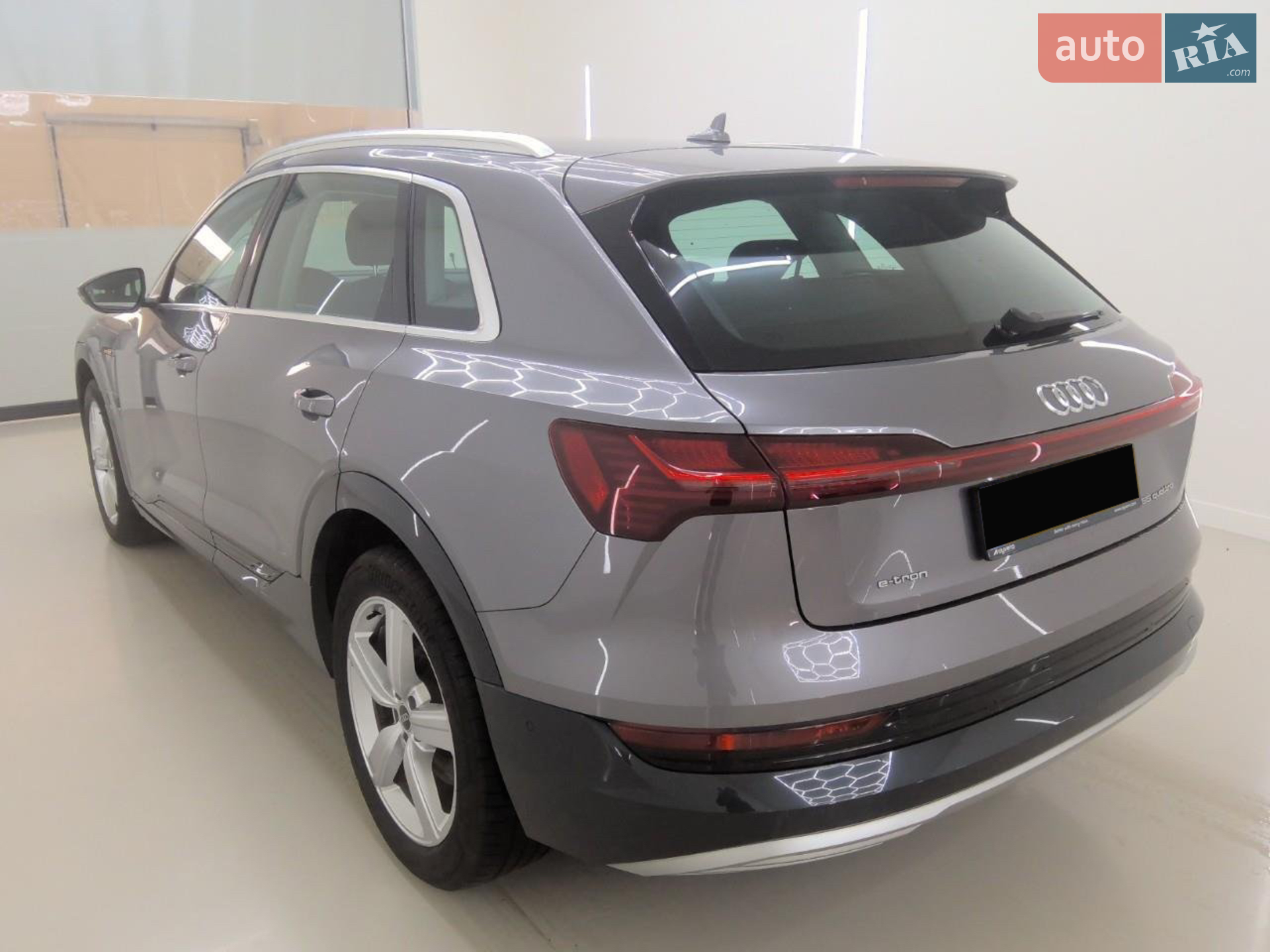 2020 Audi e-tron - мініатюра 4