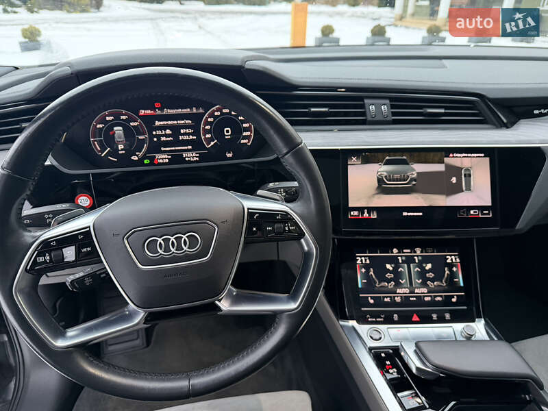 Внедорожник / Кроссовер Audi e-tron 2020 в Львове фото 36 Внедорожник / Кроссовер Audi e-tron 2020 в Львове