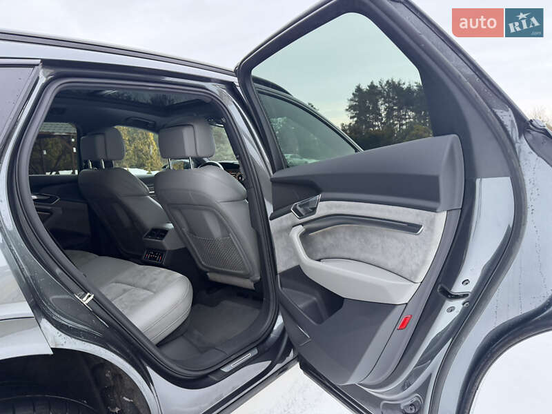 Внедорожник / Кроссовер Audi e-tron 2020 в Львове фото 65 Внедорожник / Кроссовер Audi e-tron 2020 в Львове