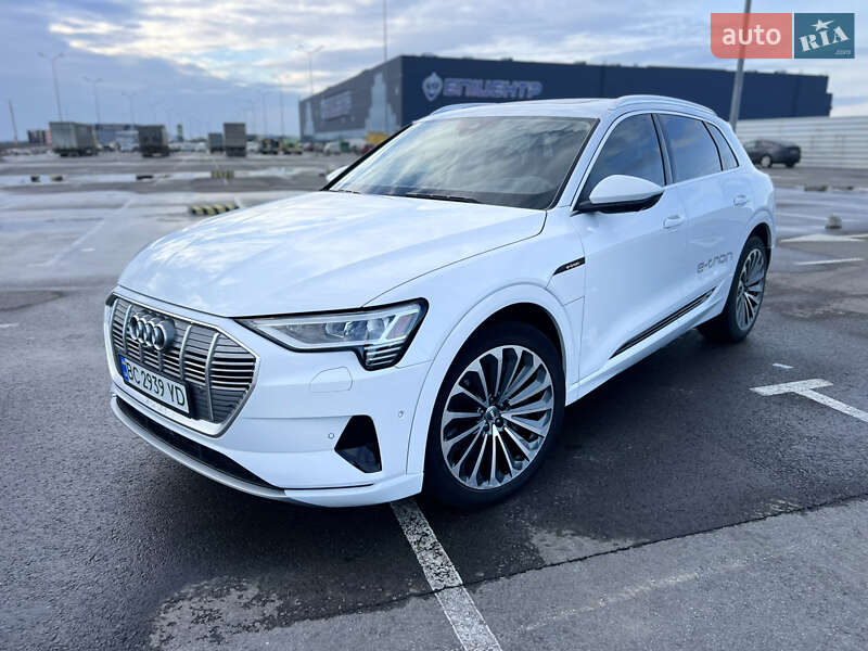 Внедорожник / Кроссовер Audi e-tron 2019 в Львове