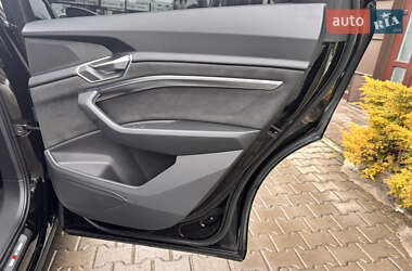 Внедорожник / Кроссовер Audi e-tron 2022 в Хмельницком