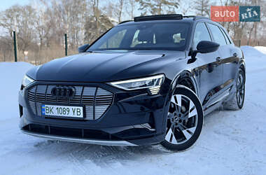 Позашляховик / Кросовер Audi e-tron 2020 в Рівному