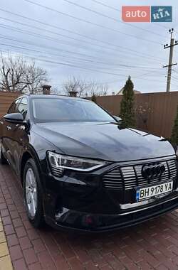 Внедорожник / Кроссовер Audi e-tron 2020 в Одессе