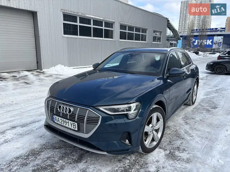 Audi e-tron