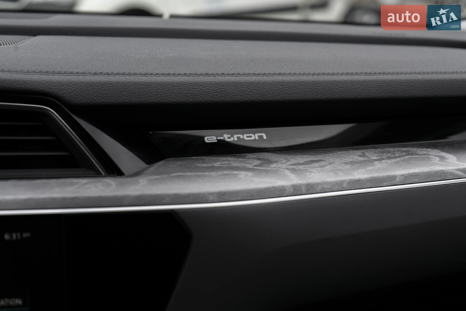 2020 Audi e-tron - мініатюра 15