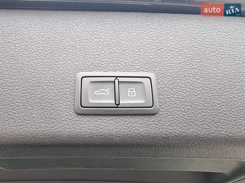 Внедорожник / Кроссовер Audi e-tron 2020 в Коломые