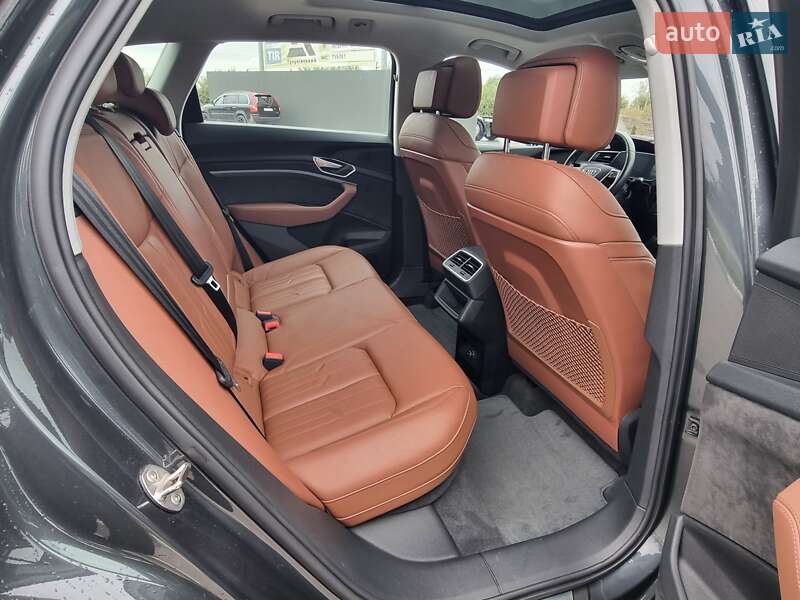 Внедорожник / Кроссовер Audi e-tron 2020 в Коломые