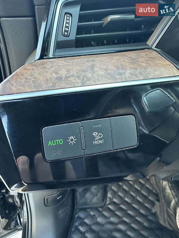 Внедорожник / Кроссовер Audi e-tron 2022 в Сарнах фото 30 Внедорожник / Кроссовер Audi e-tron 2022 в Сарнах