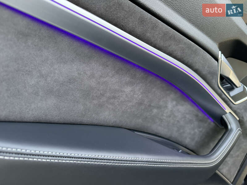 Позашляховик / Кросовер Audi e-tron 2019 в Трускавці фото 75 Позашляховик / Кросовер Audi e-tron 2019 в Трускавці