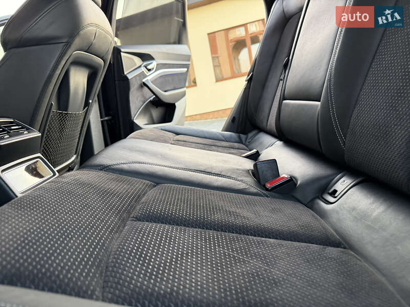 Позашляховик / Кросовер Audi e-tron 2019 в Трускавці фото 77 Позашляховик / Кросовер Audi e-tron 2019 в Трускавці