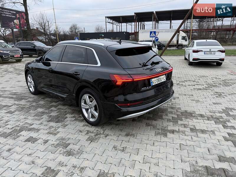 Внедорожник / Кроссовер Audi e-tron 2019 в Ужгороде фото 9 Внедорожник / Кроссовер Audi e-tron 2019 в Ужгороде