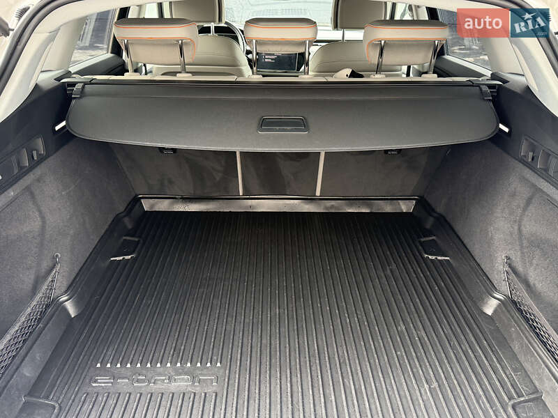 Внедорожник / Кроссовер Audi e-tron 2018 в Ровно фото 104 Внедорожник / Кроссовер Audi e-tron 2018 в Ровно