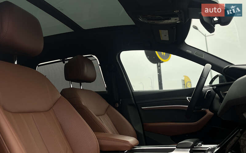 Внедорожник / Кроссовер Audi e-tron 2019 в Мукачево