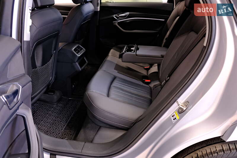 Внедорожник / Кроссовер Audi e-tron 2022 в Одессе