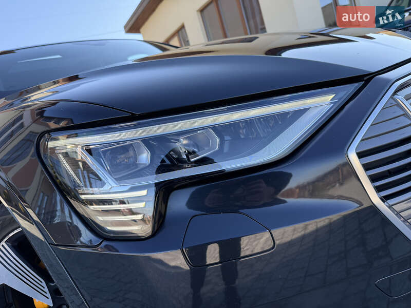 Позашляховик / Кросовер Audi e-tron 2018 в Трускавці фото 9 Позашляховик / Кросовер Audi e-tron 2018 в Трускавці