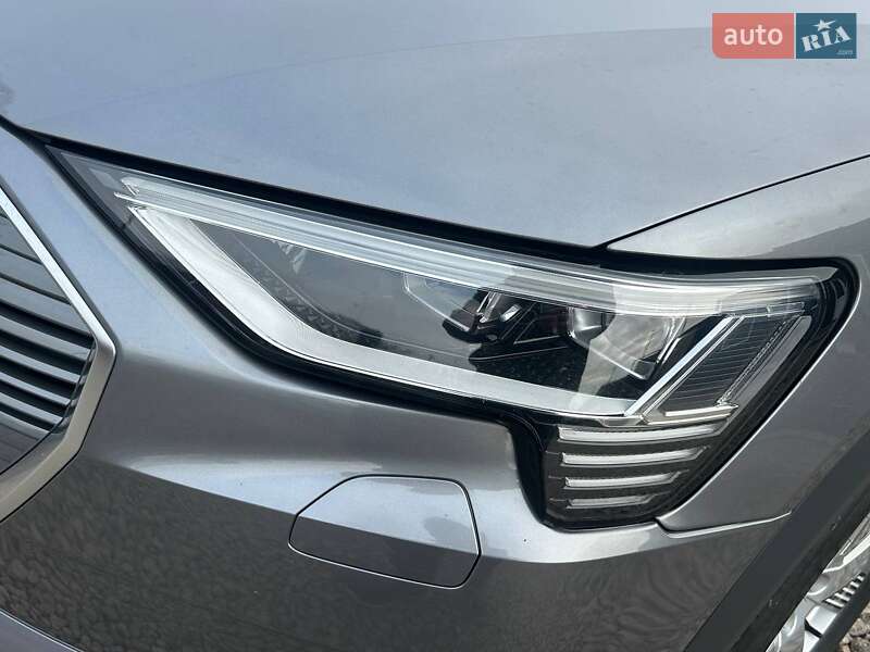 Позашляховик / Кросовер Audi e-tron 2020 в Одесі