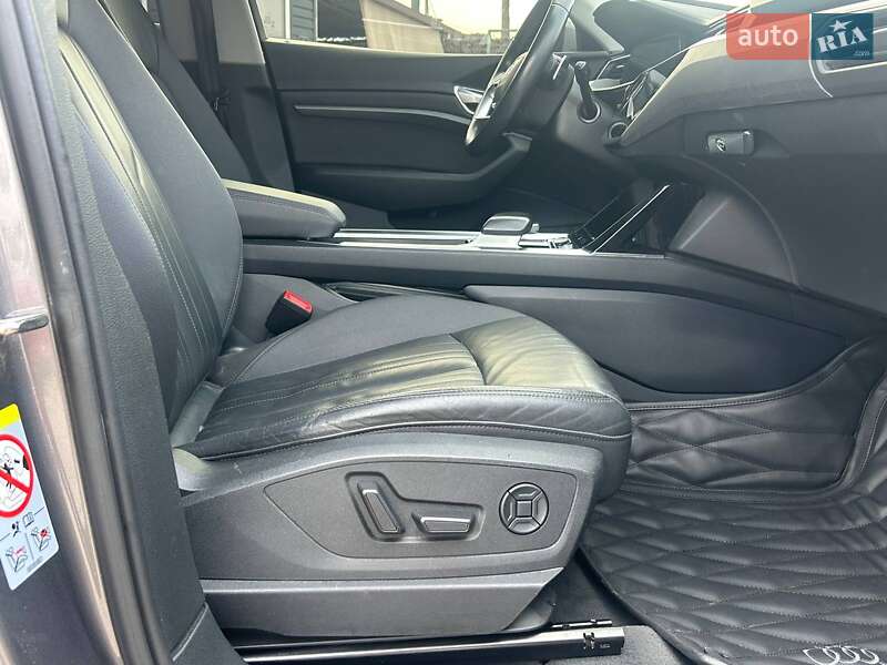 Позашляховик / Кросовер Audi e-tron 2020 в Одесі