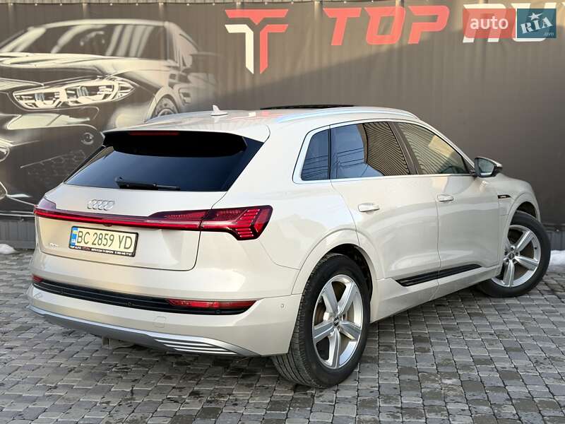 Позашляховик / Кросовер Audi e-tron 2019 в Львові фото 16 Позашляховик / Кросовер Audi e-tron 2019 в Львові