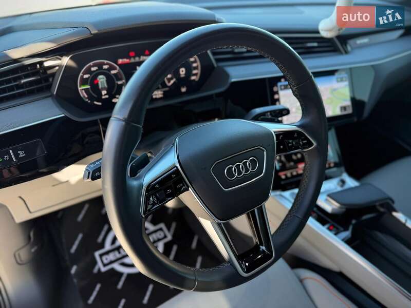 Внедорожник / Кроссовер Audi e-tron 2023 в Киеве фото 64 Внедорожник / Кроссовер Audi e-tron 2023 в Киеве