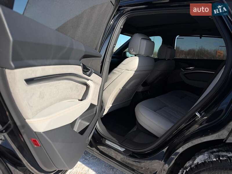 Внедорожник / Кроссовер Audi e-tron 2023 в Киеве фото 71 Внедорожник / Кроссовер Audi e-tron 2023 в Киеве