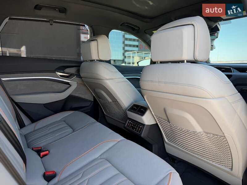 Внедорожник / Кроссовер Audi e-tron 2023 в Киеве фото 114 Внедорожник / Кроссовер Audi e-tron 2023 в Киеве