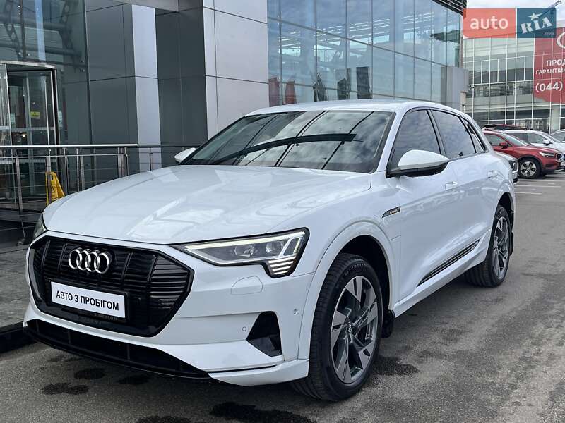 Позашляховик / Кросовер Audi e-tron 2020 в Києві фото 4 Позашляховик / Кросовер Audi e-tron 2020 в Києві