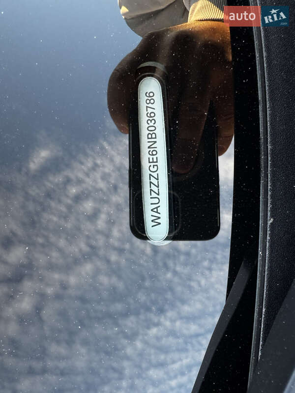 Позашляховик / Кросовер Audi e-tron 2022 в Хмельницькому