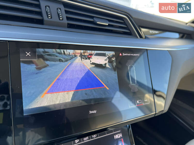 Позашляховик / Кросовер Audi e-tron 2020 в Києві