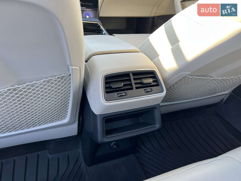 Позашляховик / Кросовер Audi e-tron 2020 в Києві