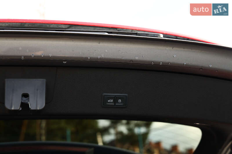 Позашляховик / Кросовер Audi e-tron 2020 в Ужгороді