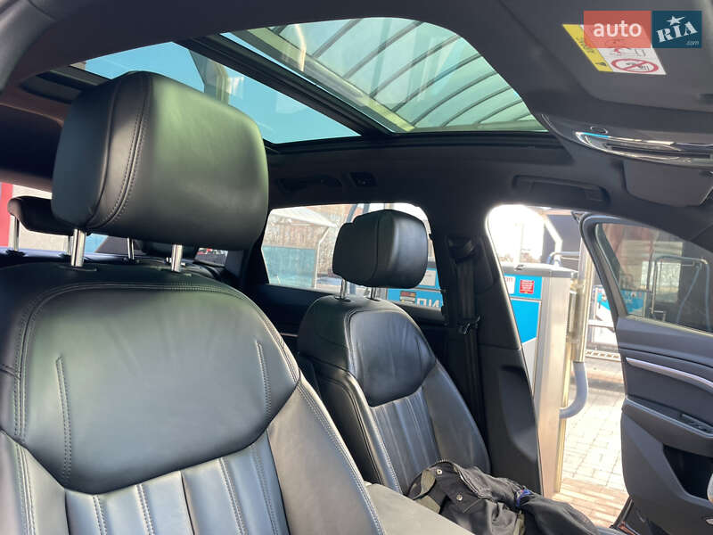 Позашляховик / Кросовер Audi e-tron 2022 в Рівному