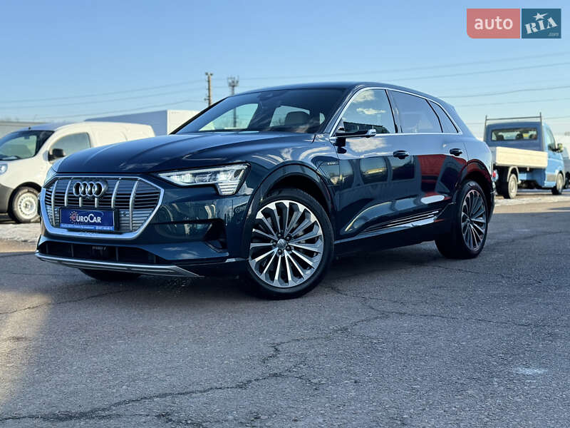 Audi e-tron 2019